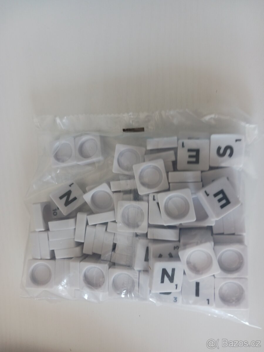Mattel Scrabble originál - 9