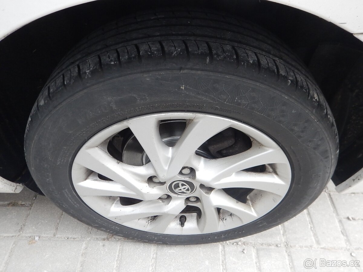 TOYOTA Corolla 1.6 VVTi, AUTOMAT, ČR - 9