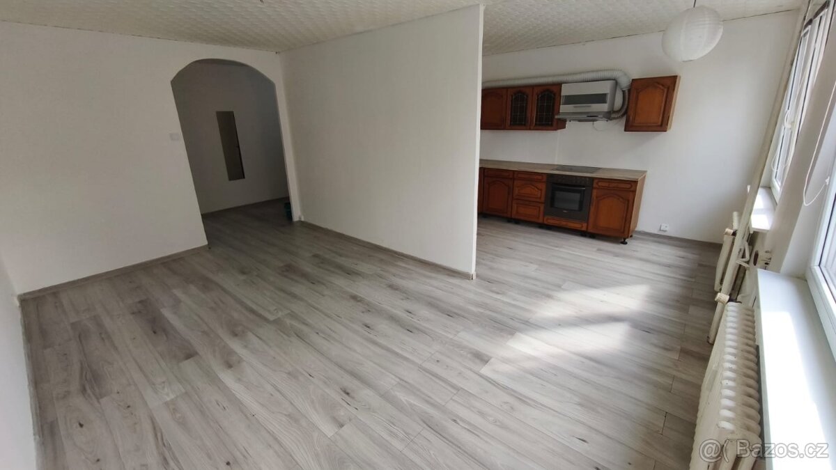 Pronajmu dlouhodobě byt 3+1 v Mostě ul. Česká - 9