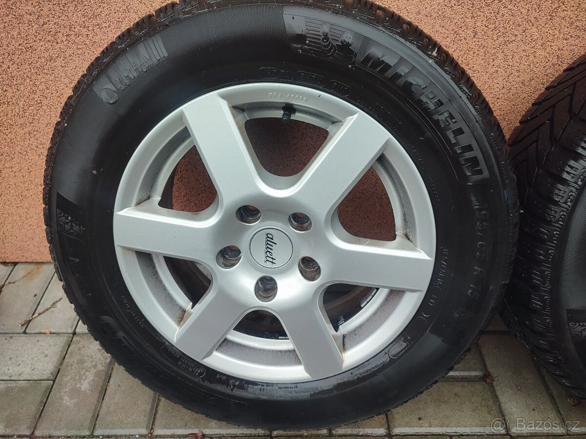 Prodám ALU kola s pneu Michelin Škoda Octavia 2 , 3 - 9