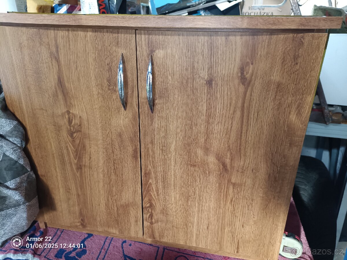 Obývací stěna a konferak - 9