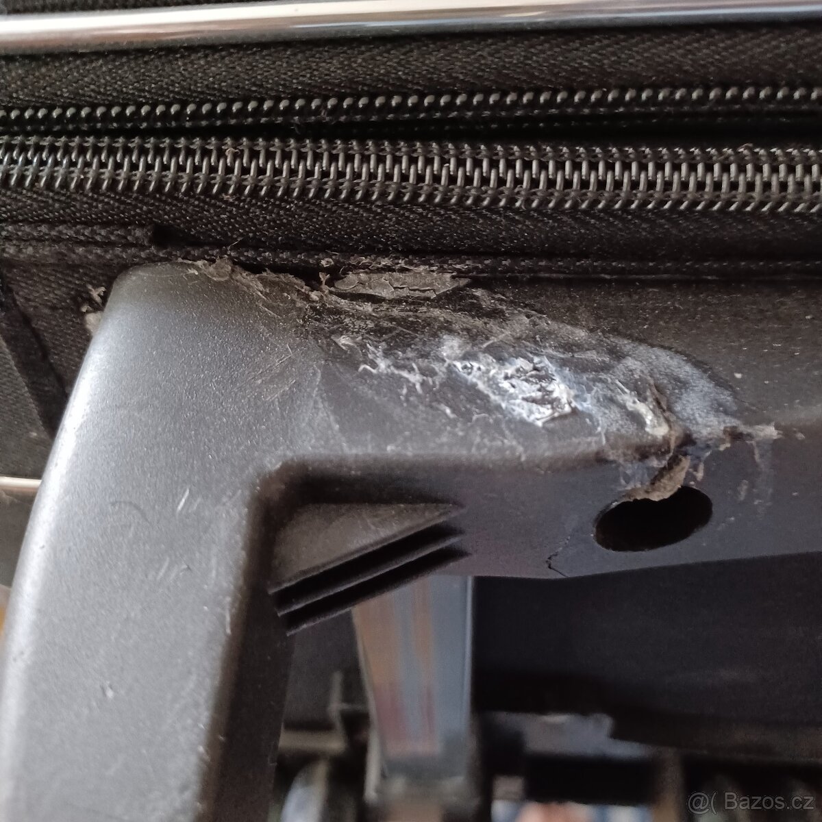 Cestovní střední kufr - 9