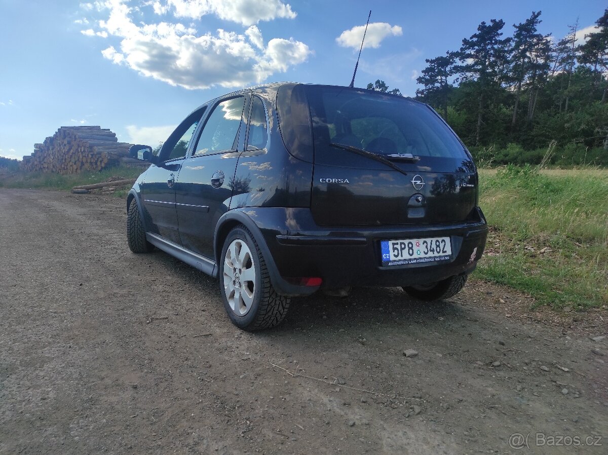 Opel Corsa C 1,2 59kw Twinport 2006 - 9