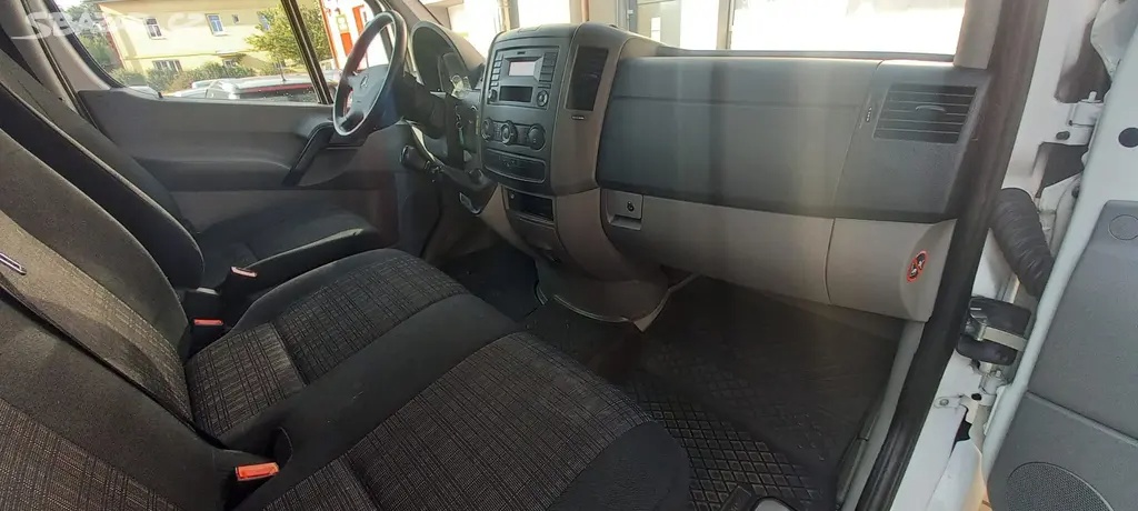 Mercedes-Benz Sprinter 313CDI 9míst plošina -DPH - 9