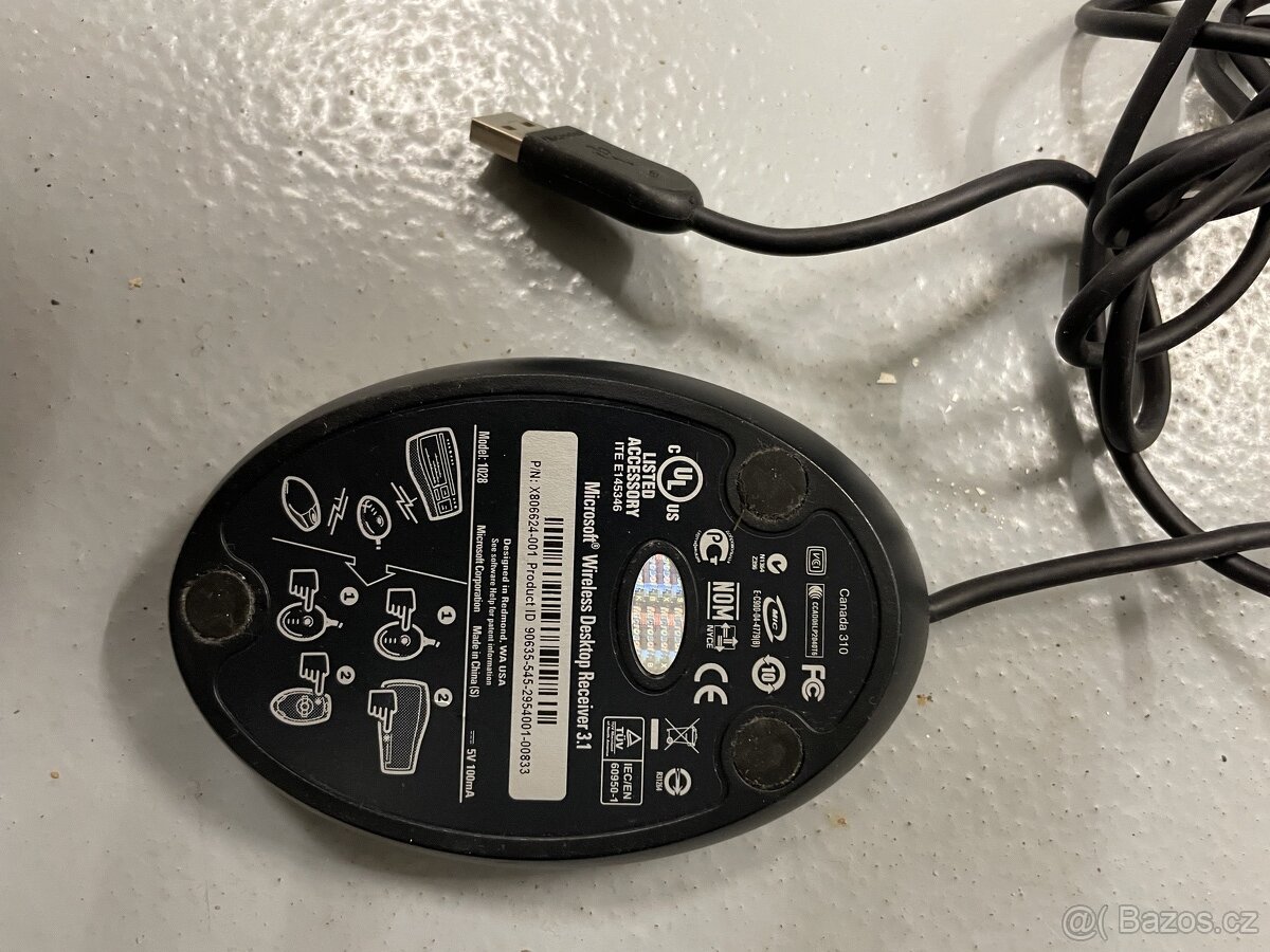 Bezdrátová multifunkční klávesnice a laserová myš Microsoft - 9