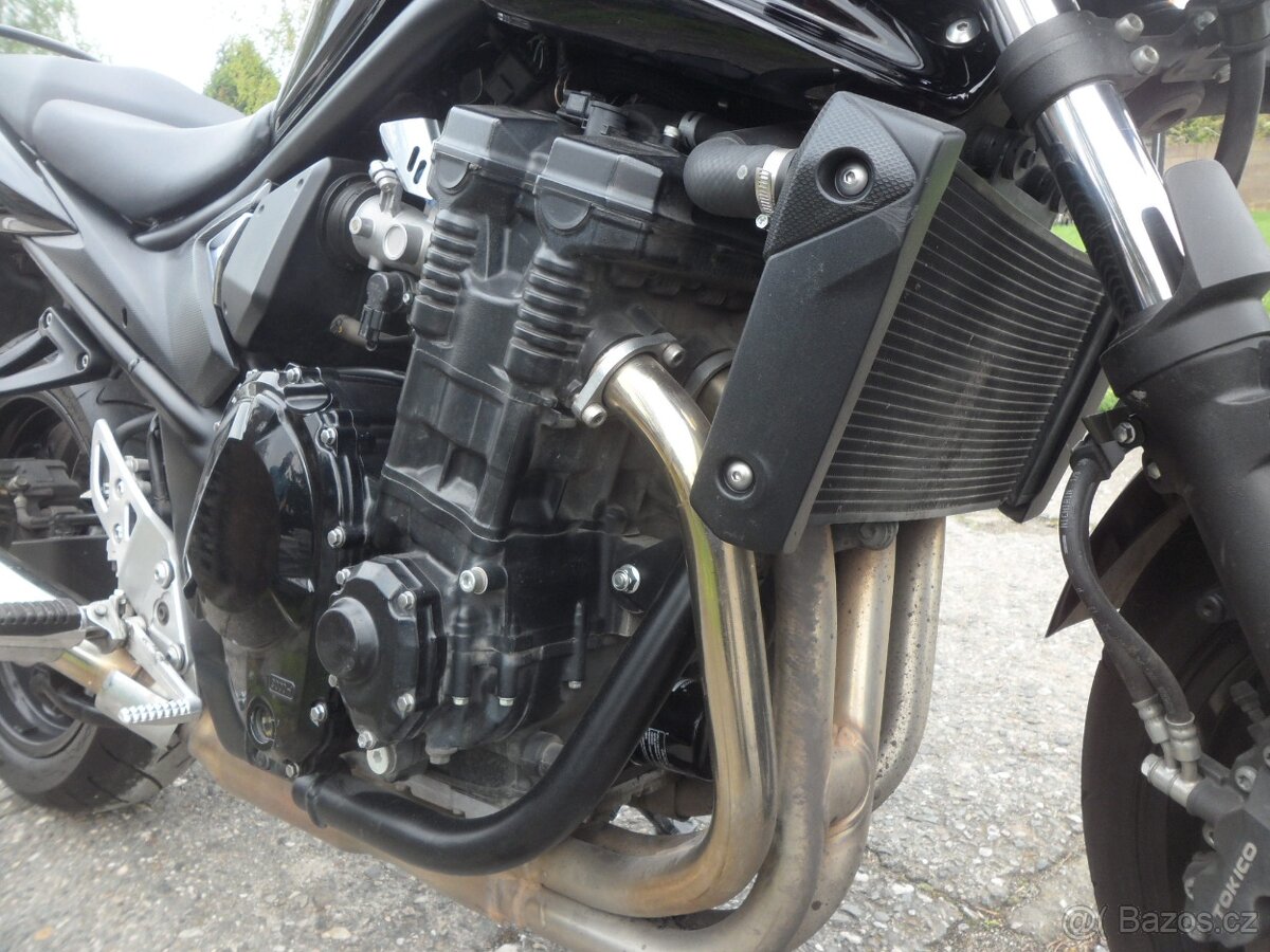 Suzuki Bandit 650 - 9