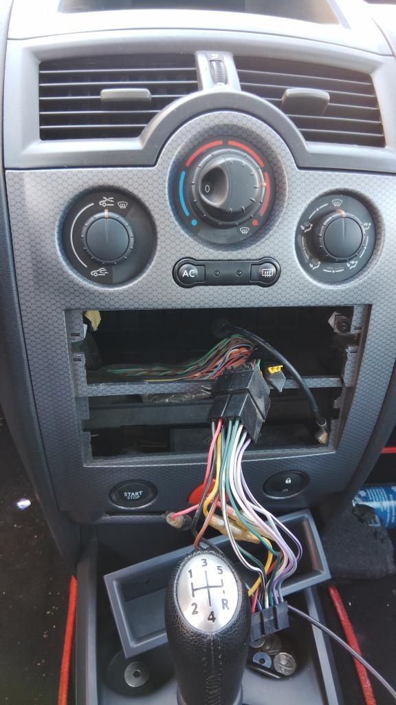 Renault Megane 2 díly - 9