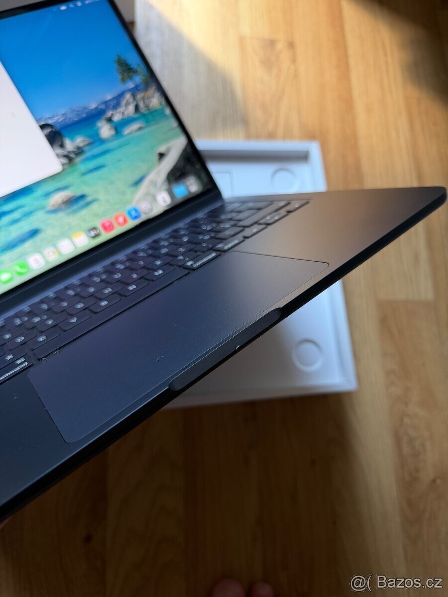 MacBook Air 13” M3 256GB Midnight - 9