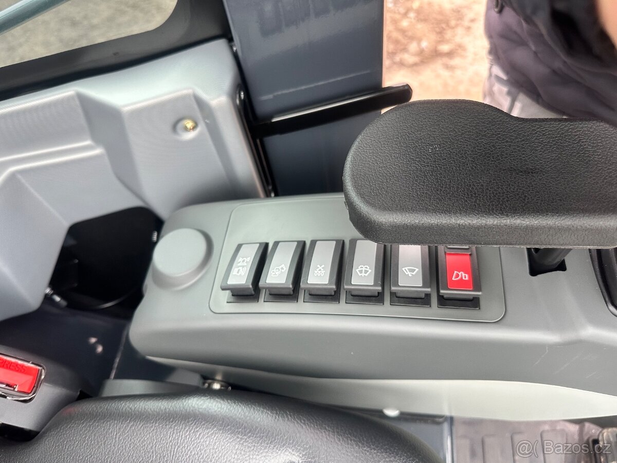 SUNWARD SWE 25UF, úplně nový stroj, záruka - 9