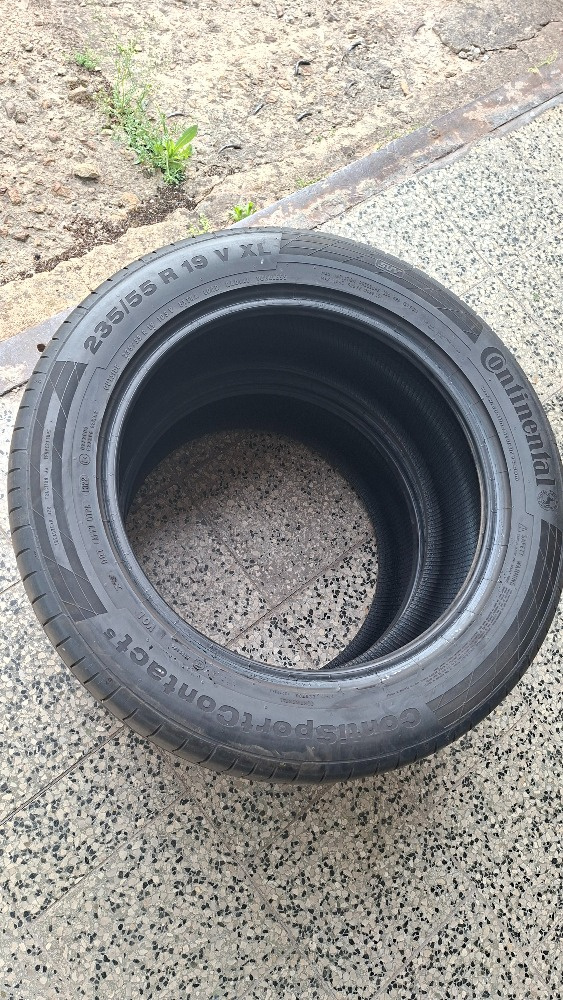 Pneumatiky 235/55 R19 XL 105V dva roky staré - 9