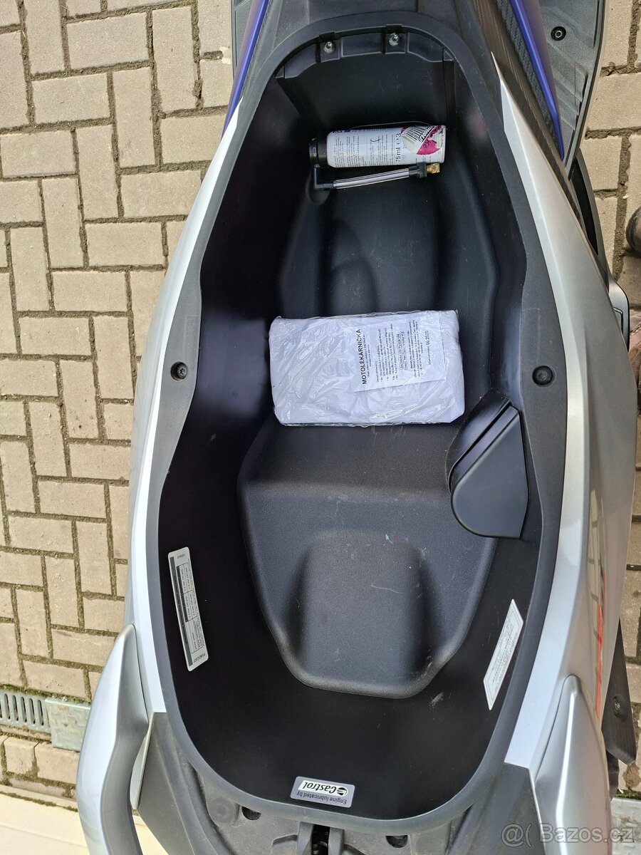 Aprilia SR GT 125 - 9