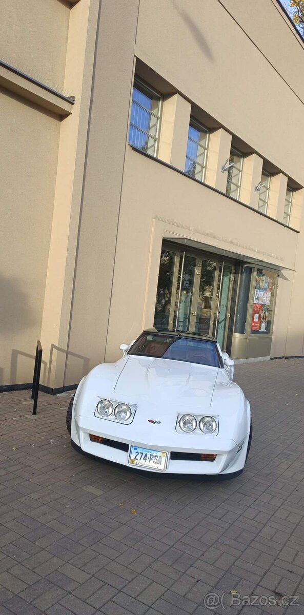 Chevrolet Corvette 1982 - 9