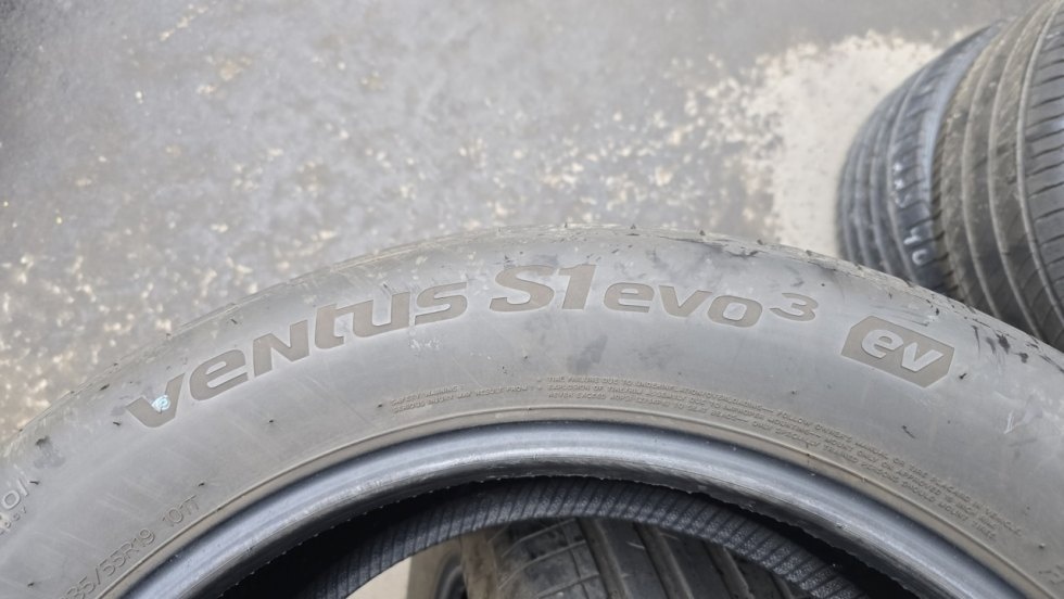 Letní pneu 235/55/19 Hankook - 9