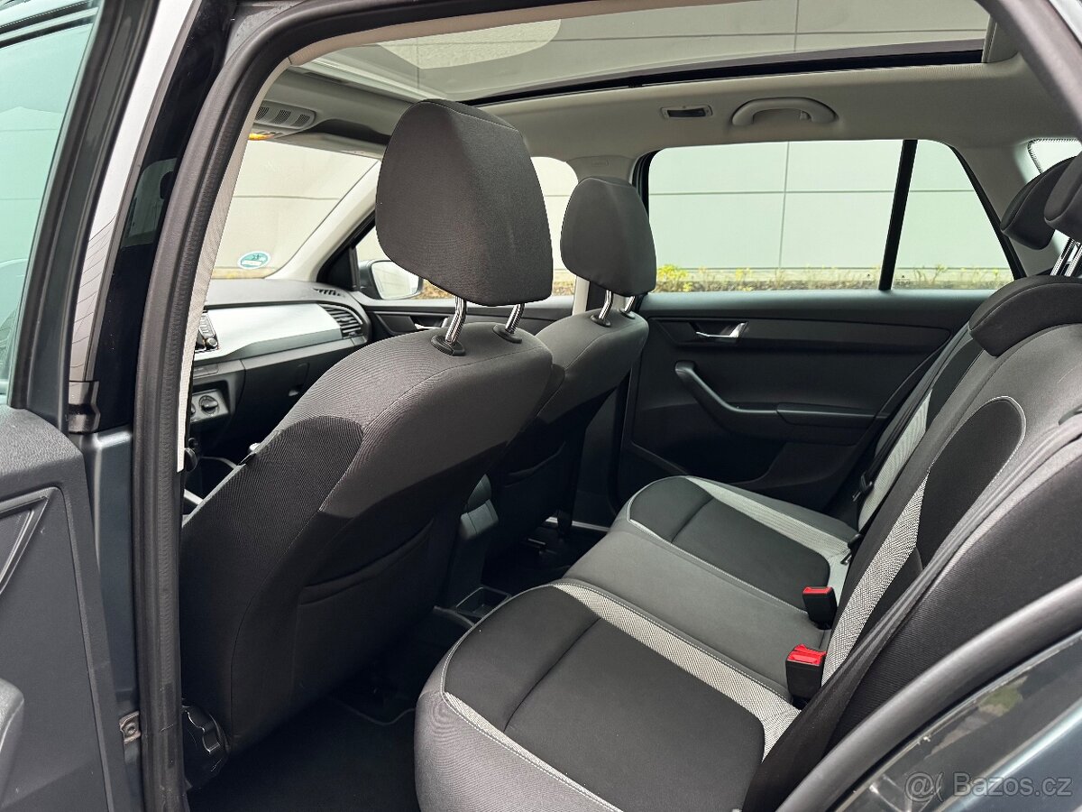 ŠKODA FABIA III KOMBI 1.2TSI AMBITION NAVI PANO - 9