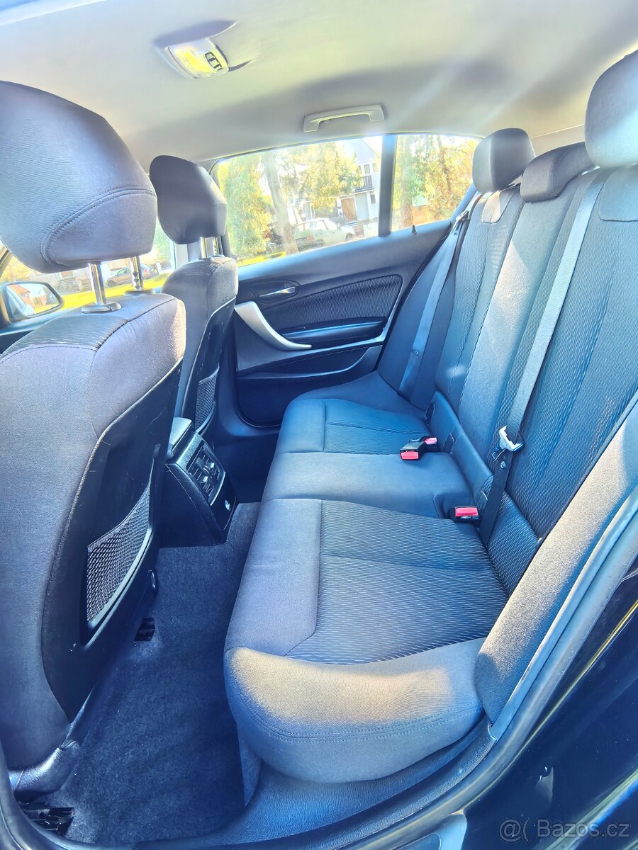 BMW 116D, 2012, xenony, výhřev sedaček, motor 2.0D - 9