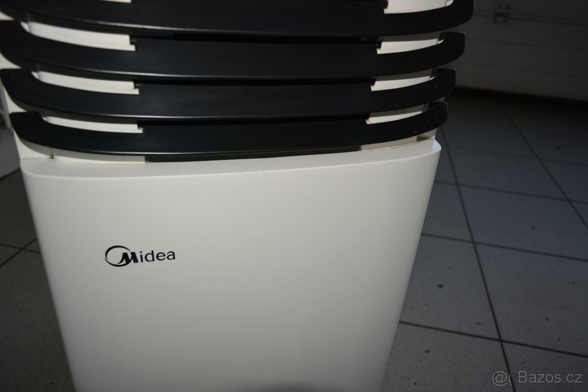 Mobilní klimatizační jednotka Midea - 9