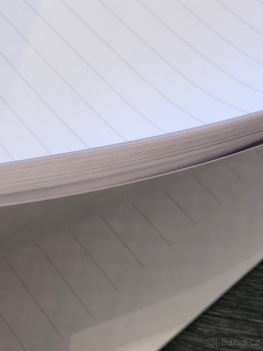 Givenchy - značkové desky s archy papírů - 9