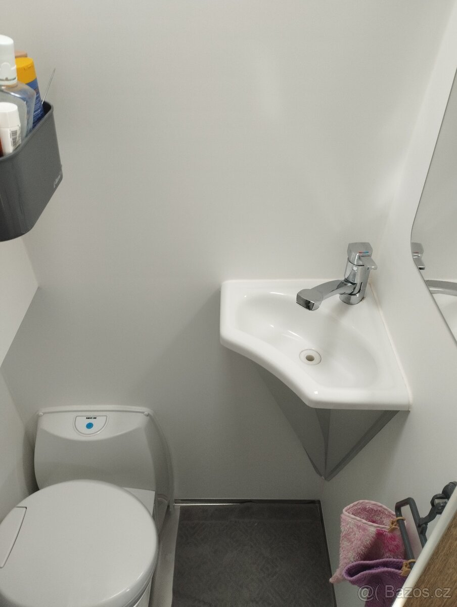 Obytný automobil - 9