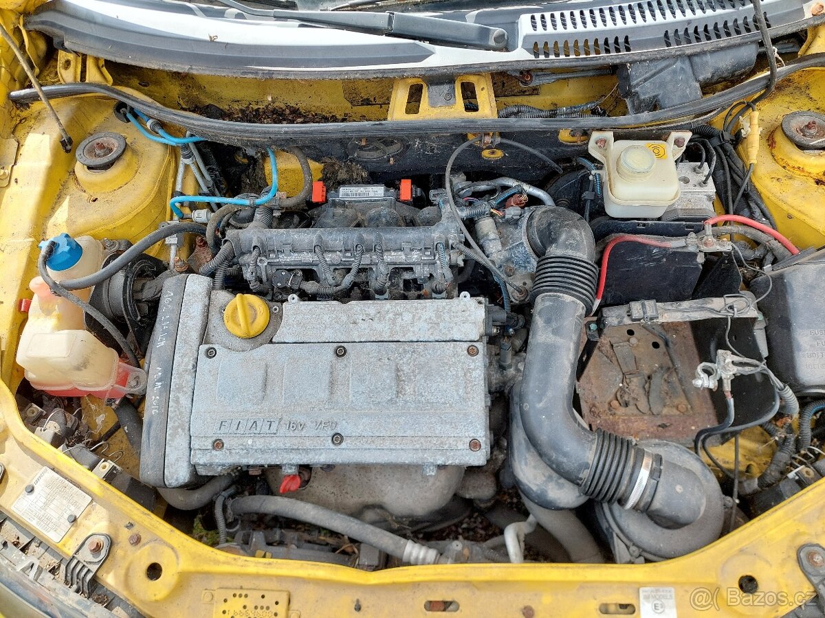 Fiat Punto 1.8 HGT - 9