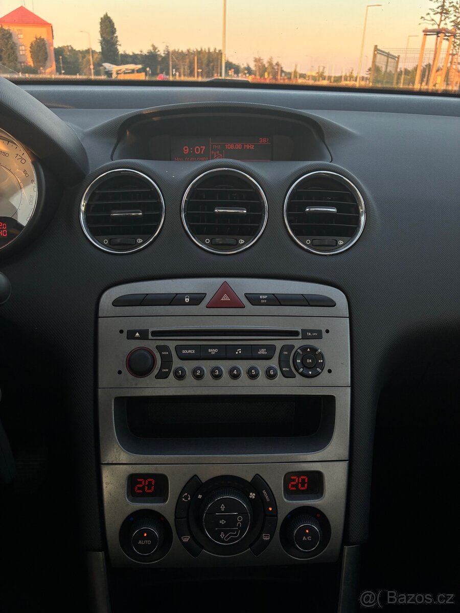 Peugeot 308 1.6 vti - 9