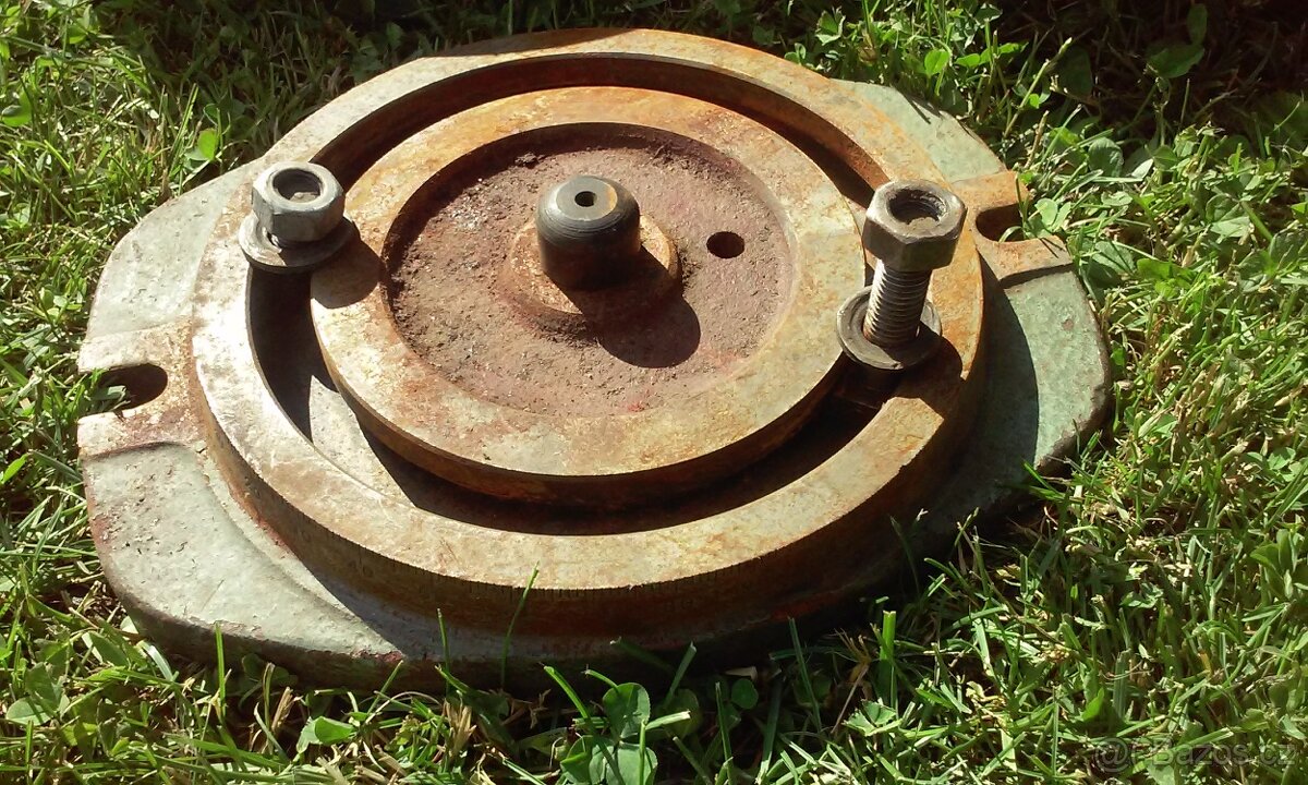 základne - 9