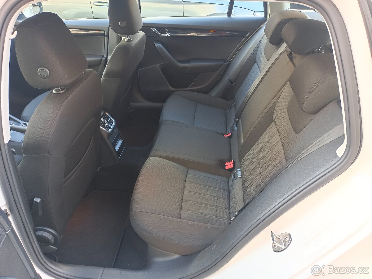 Škoda Octavia 3 Combi TDI 85kW DSG Style - Zálohováno - 9