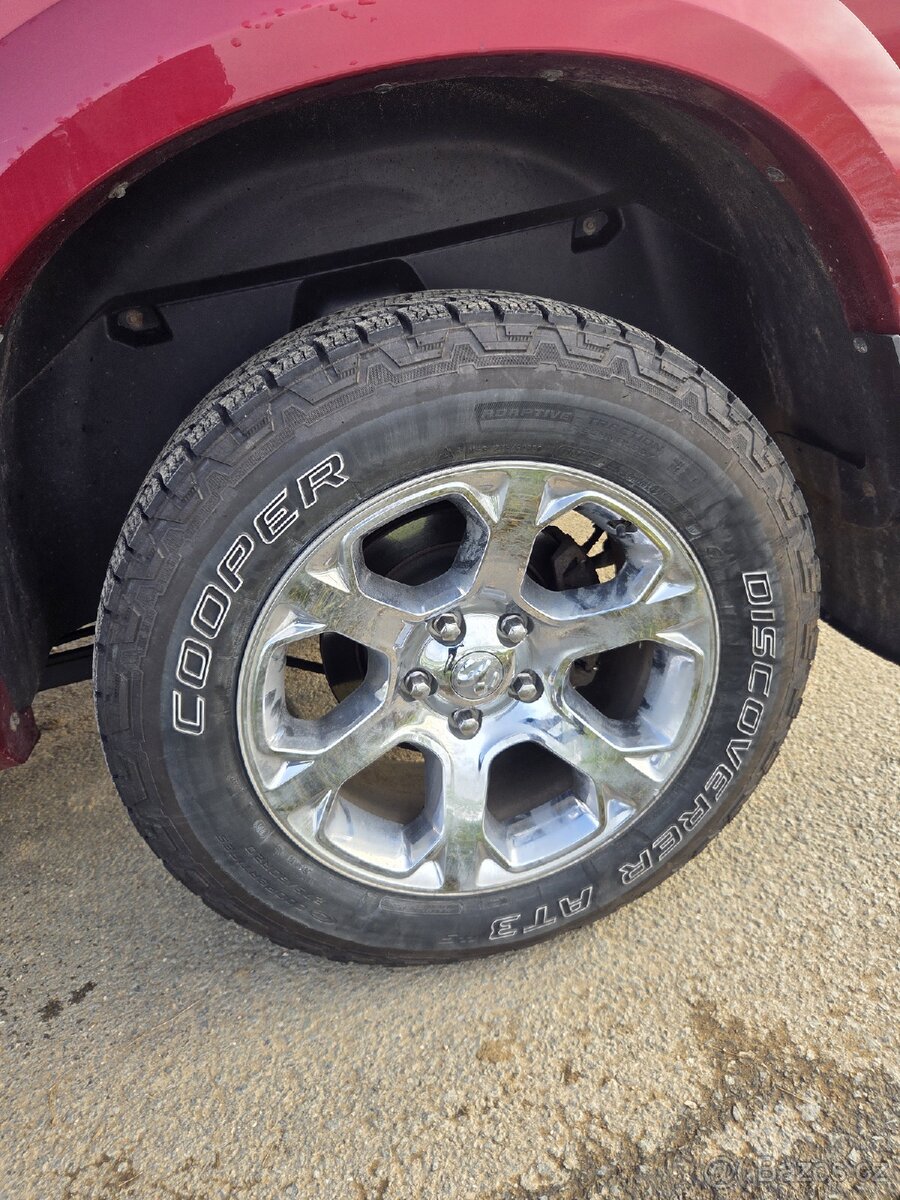 Dodge ram 1500 4x4 V8 5.7 - 9