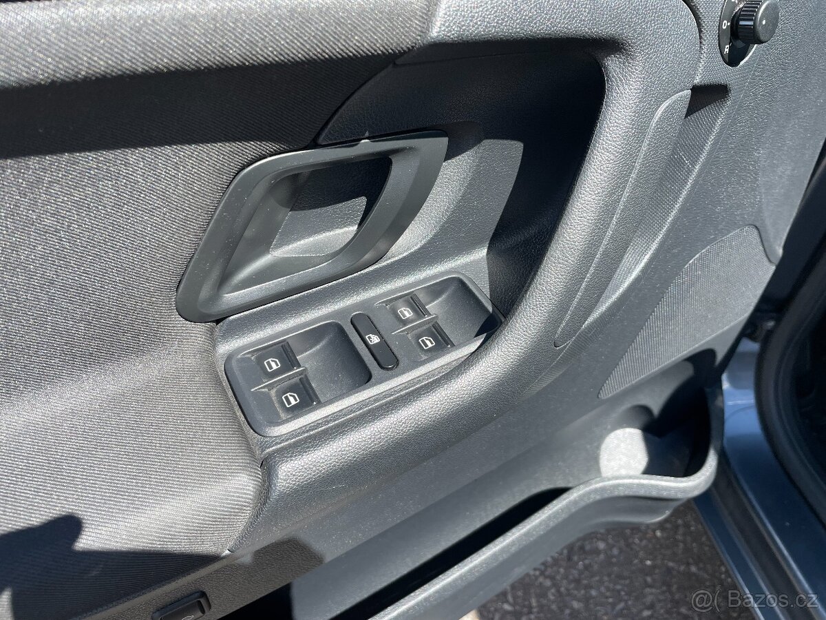 Škoda Fabia II 1.2 TSI DSG Elegance Tažné Serv.kniha - 9