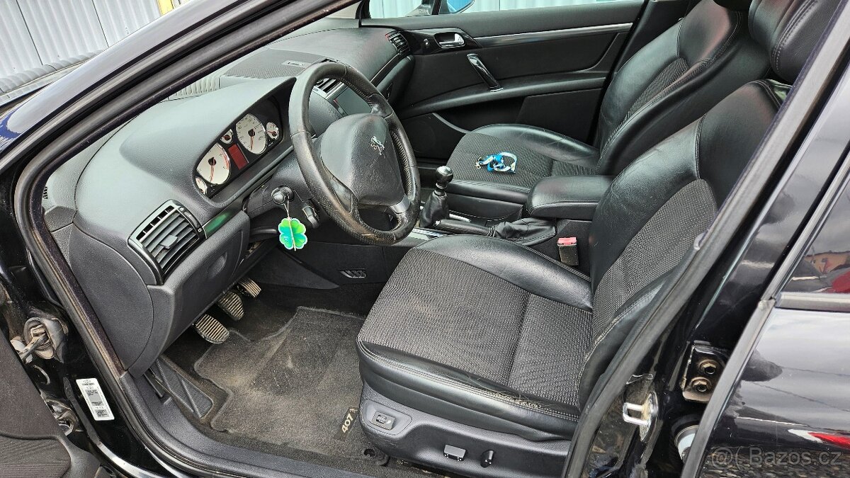 PEUGEOT 407 2,2 HDI 16V Premium Pack - 9