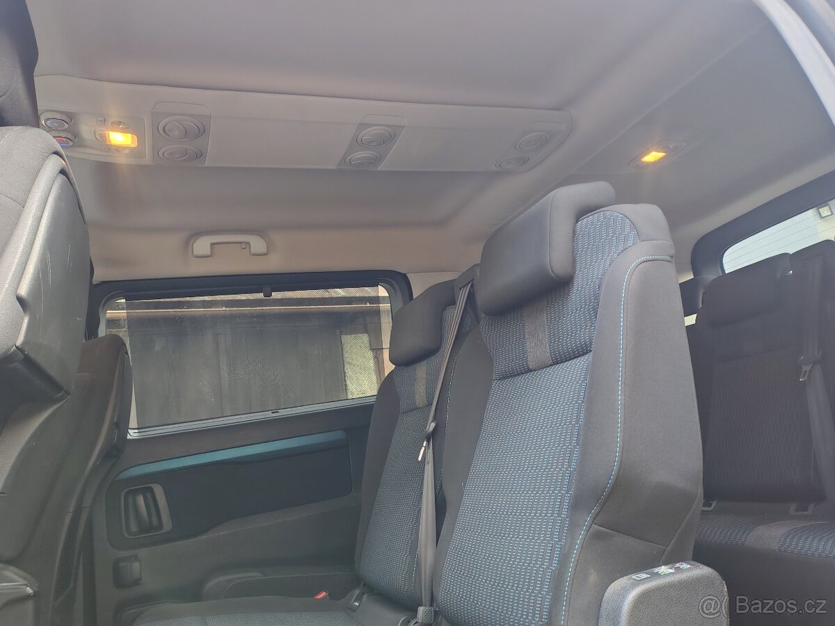 Peugeot Traveller - 9