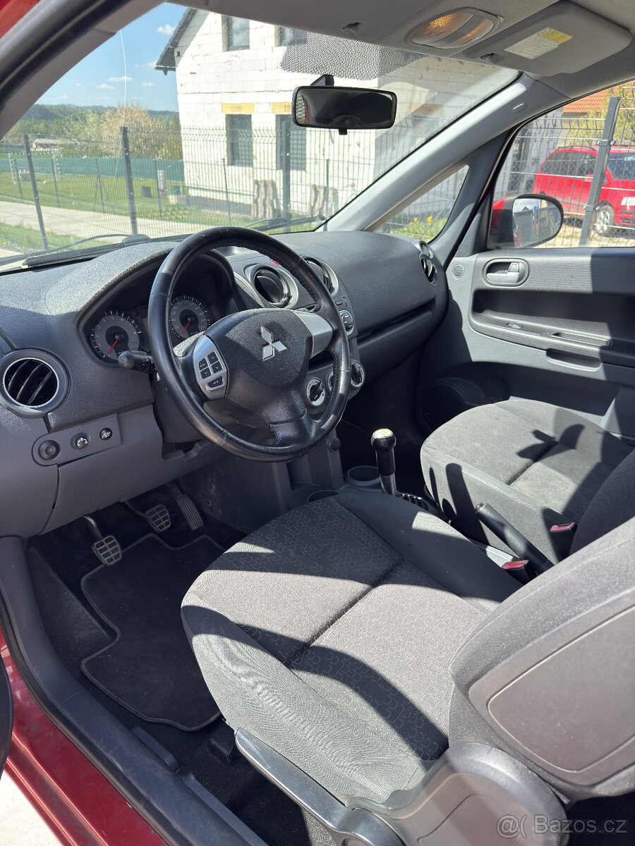 Mitsubishi Colt 1.1i 55 kW - 9