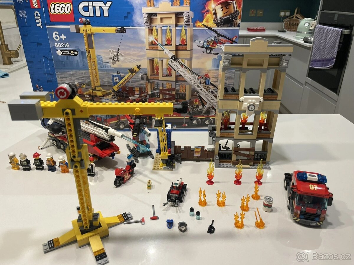 LEGO City 60216 hasičského sboru v centru města, 100% kompl - 9
