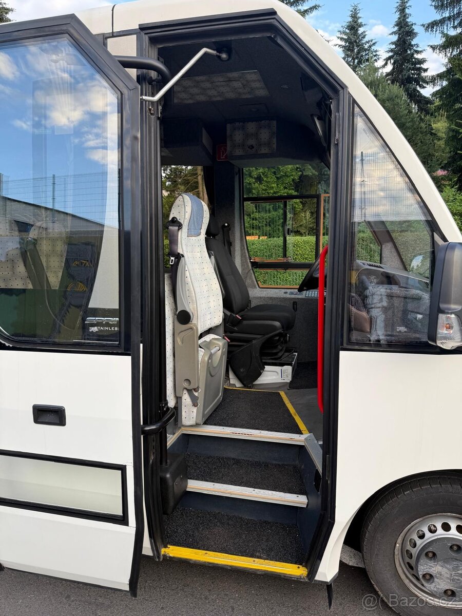 Mercedes-Benz Sprinter 716 Kutsenitz - 9