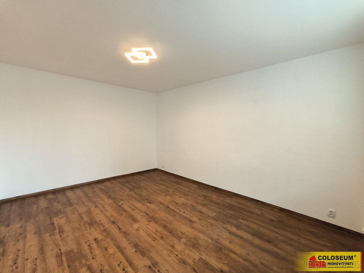 Blansko, pronájem bytu 2+1, 61 m², sklep, balkón - byt - 9