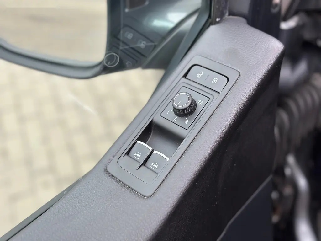 Volkswagen Multivan, Comfortline 4Motion 2.0 TDI BM - 9