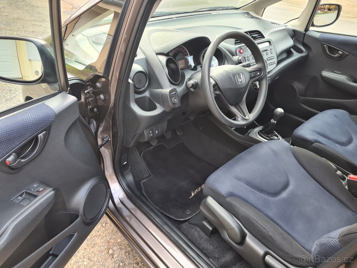 HONDA JAZZ 1,2i 66kW i-VTEC KLIMA - 9