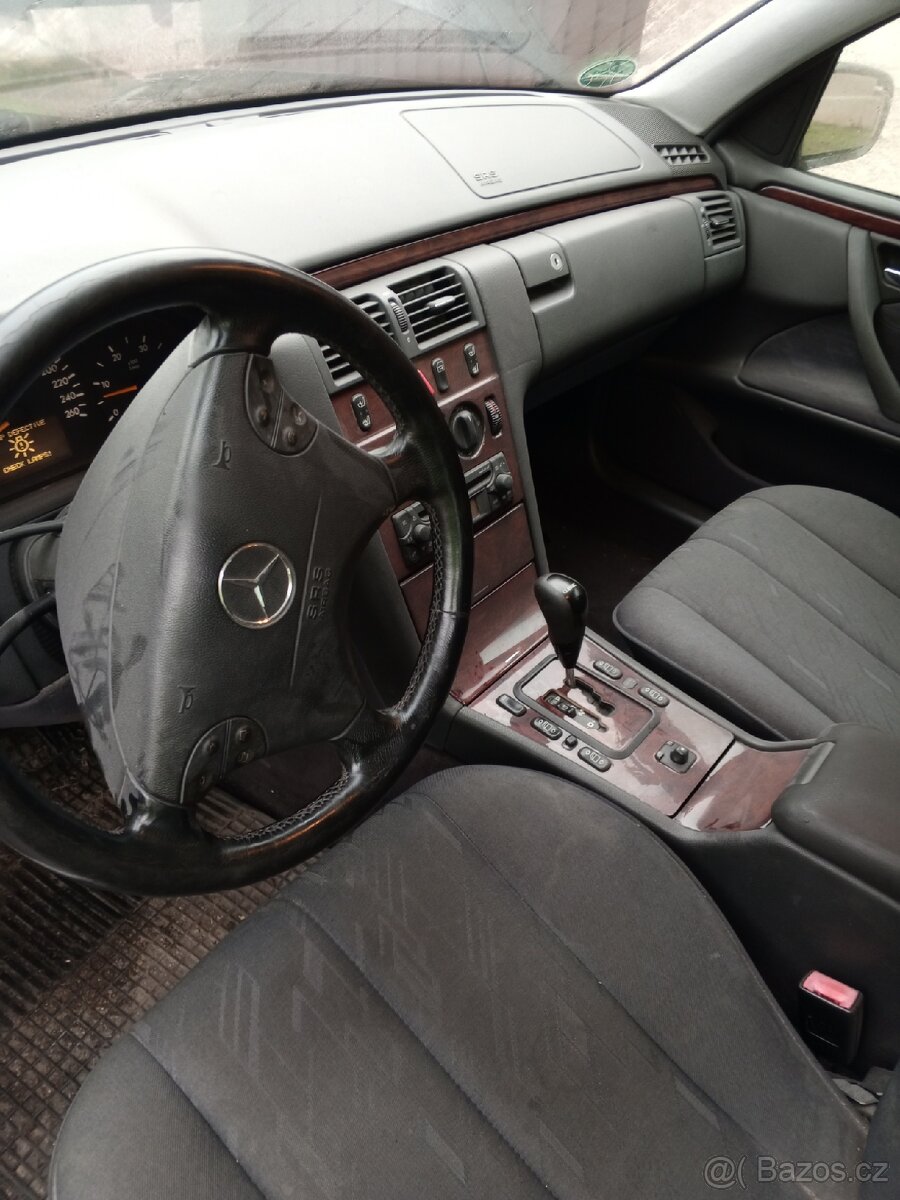 MB 2.2cdi Combi R.v.2003 - 9