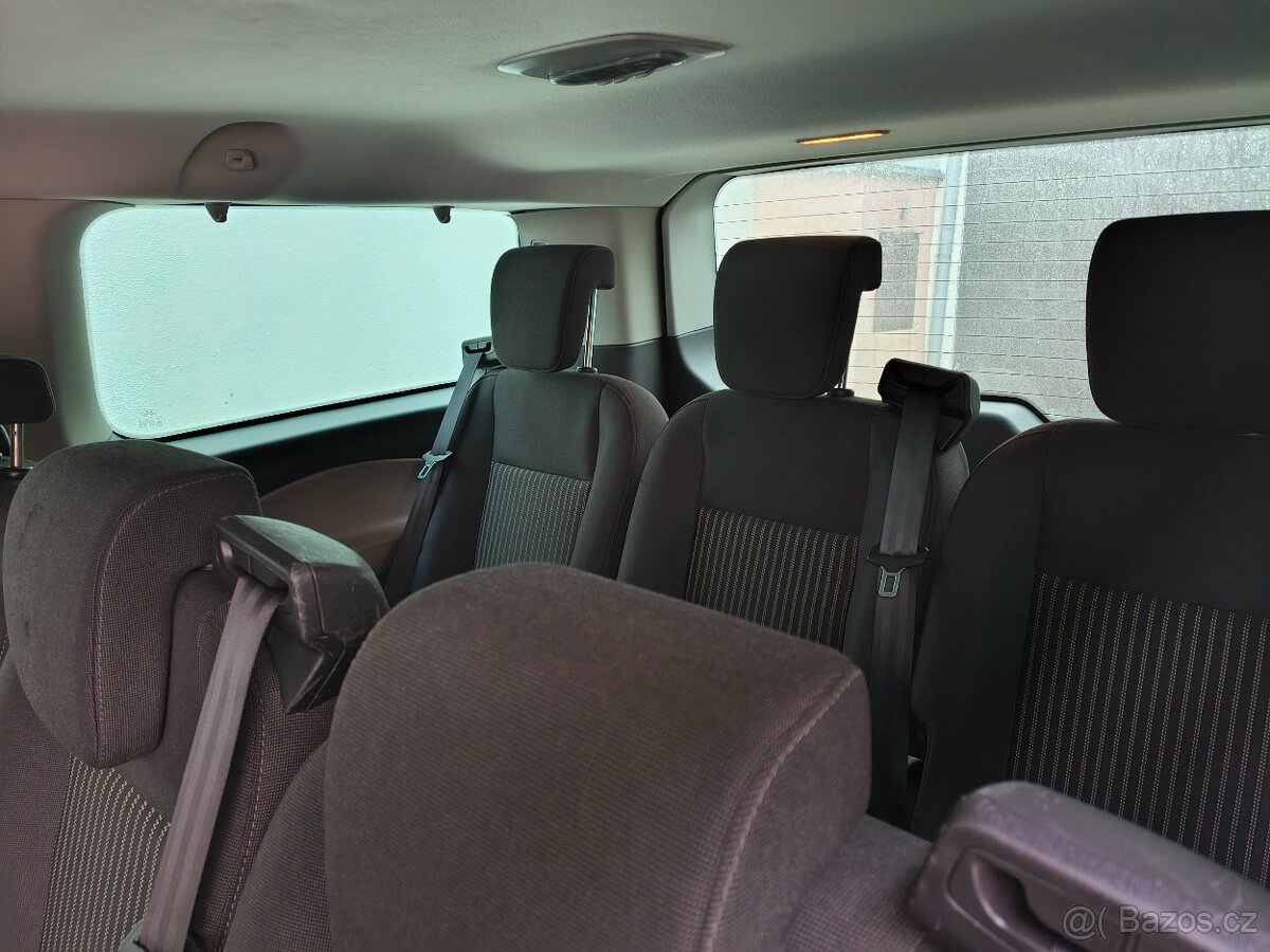 Tourneo Custom 2,2, 92 kW, koupeno v ČR - 9