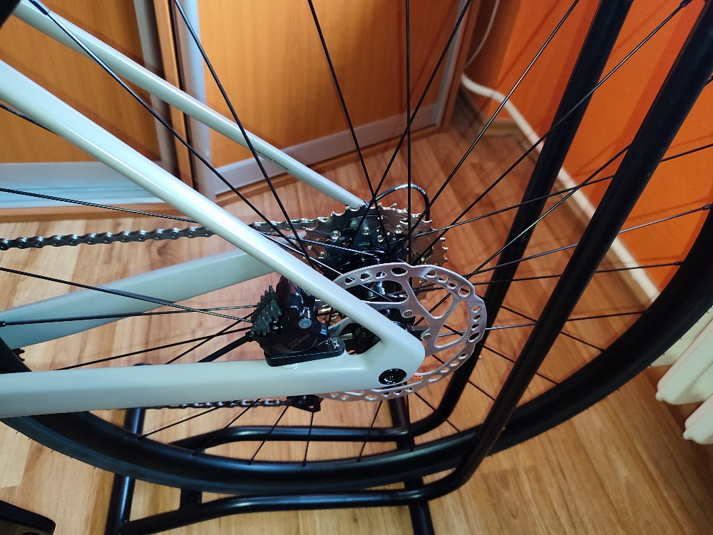 BMC Roadmachine THREE CARBON - 9