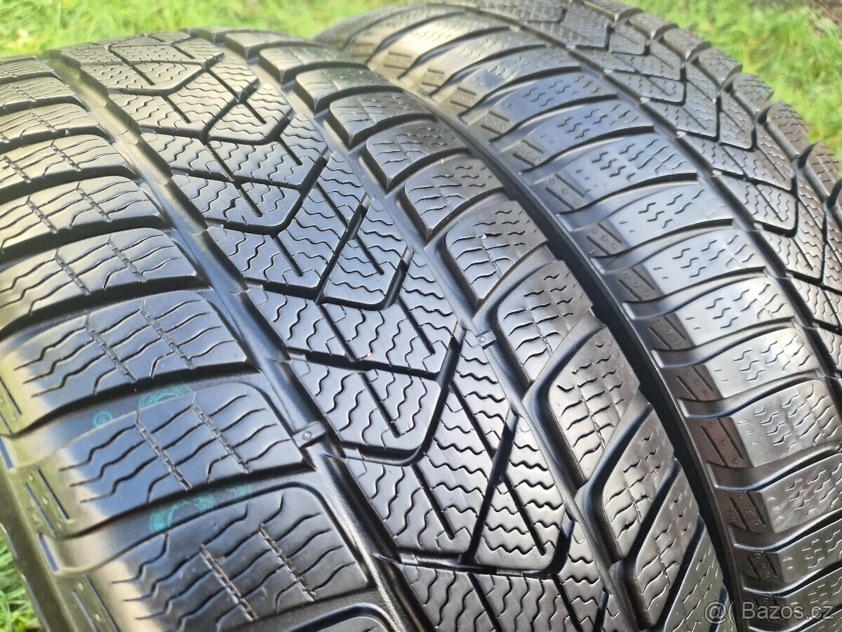 2x Zimní pneu Pirelli Sottozero 3 - 205/60 R16 XL - 90% - 9