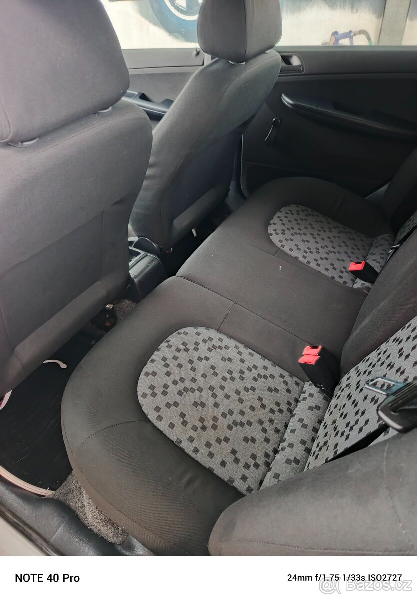 Prodám Škoda fabia - 9