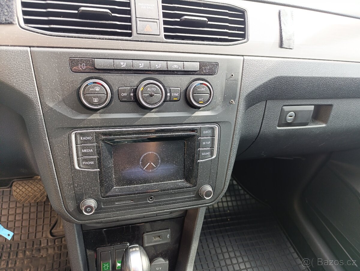 Volkswagen Caddy benzín plyn 2017 - 9