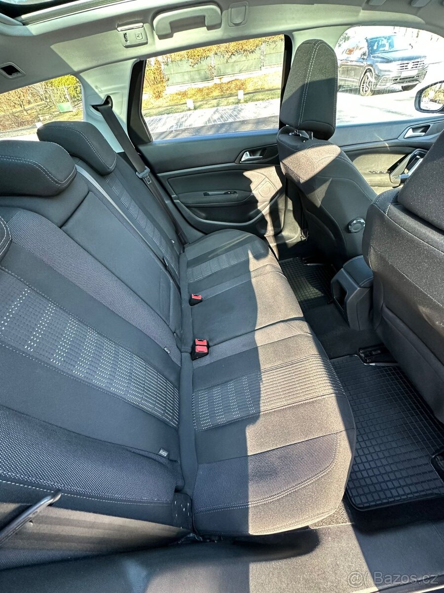 Peugeot 308, 1,6 HDi 88 kW PANORAMA - 9