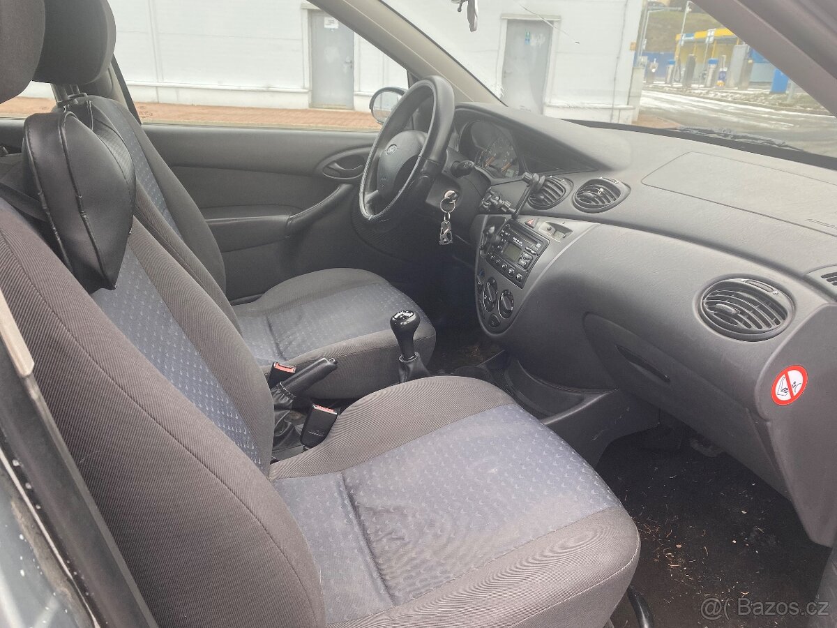 Ford Focus 1.6 16V (74 kW), r. v. 2004 - 9