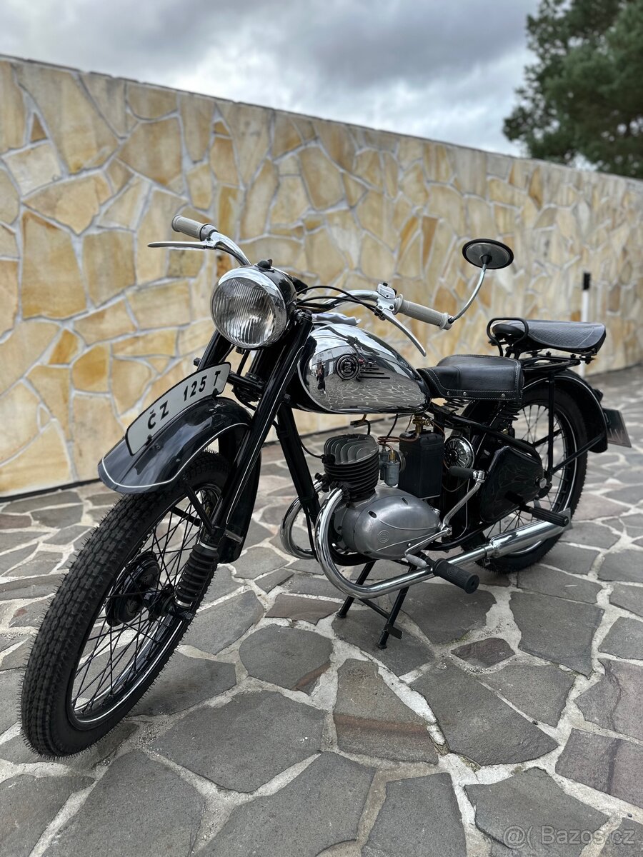 JAWA sbírka motorek - 9