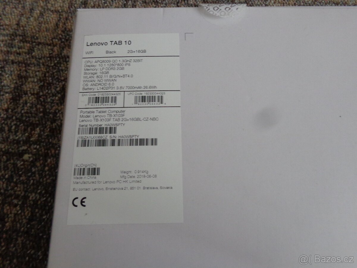 Tablet LENOVO s pouzdrem - 9