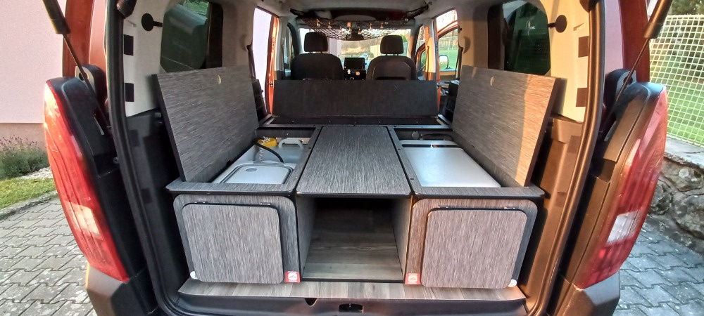 Obytná vestavba - 9