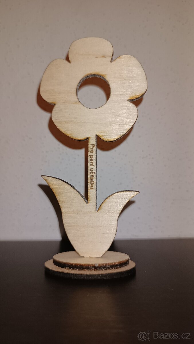 Dřevěná květina - 9