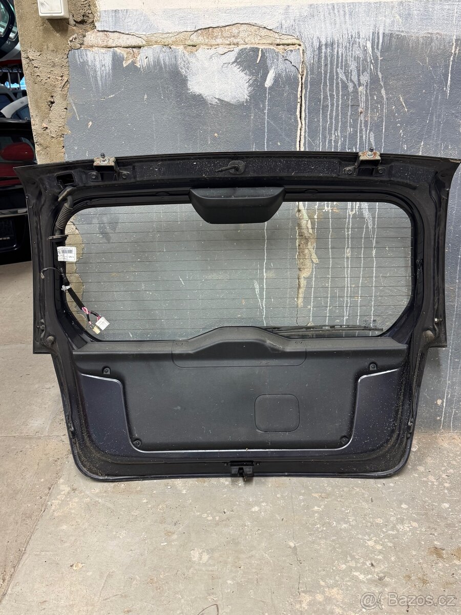 Hyundai Getz, zadní 5. (páté) dveře - 9