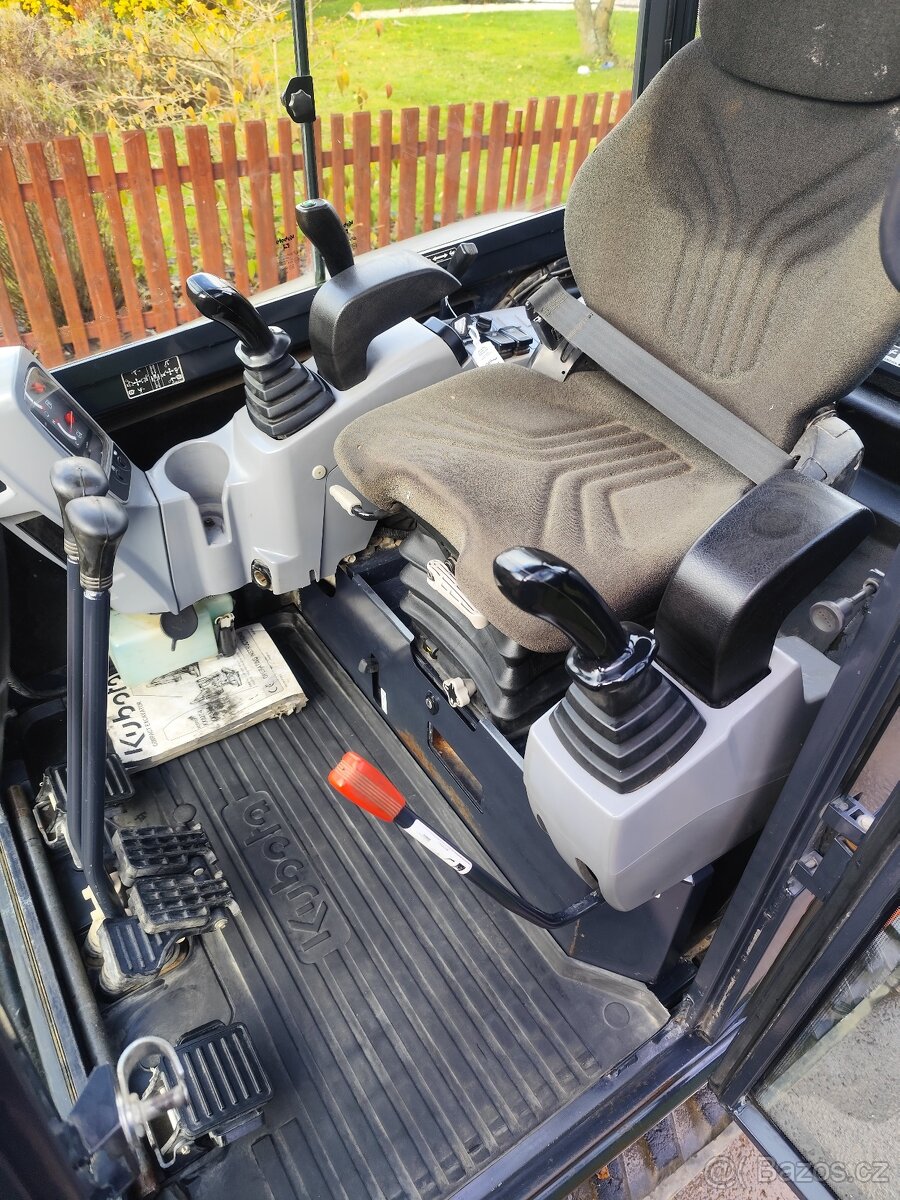 Minibagr minirypadlo Kubota KX027-4, 2200mth, r.v. 2019 TOP - 9